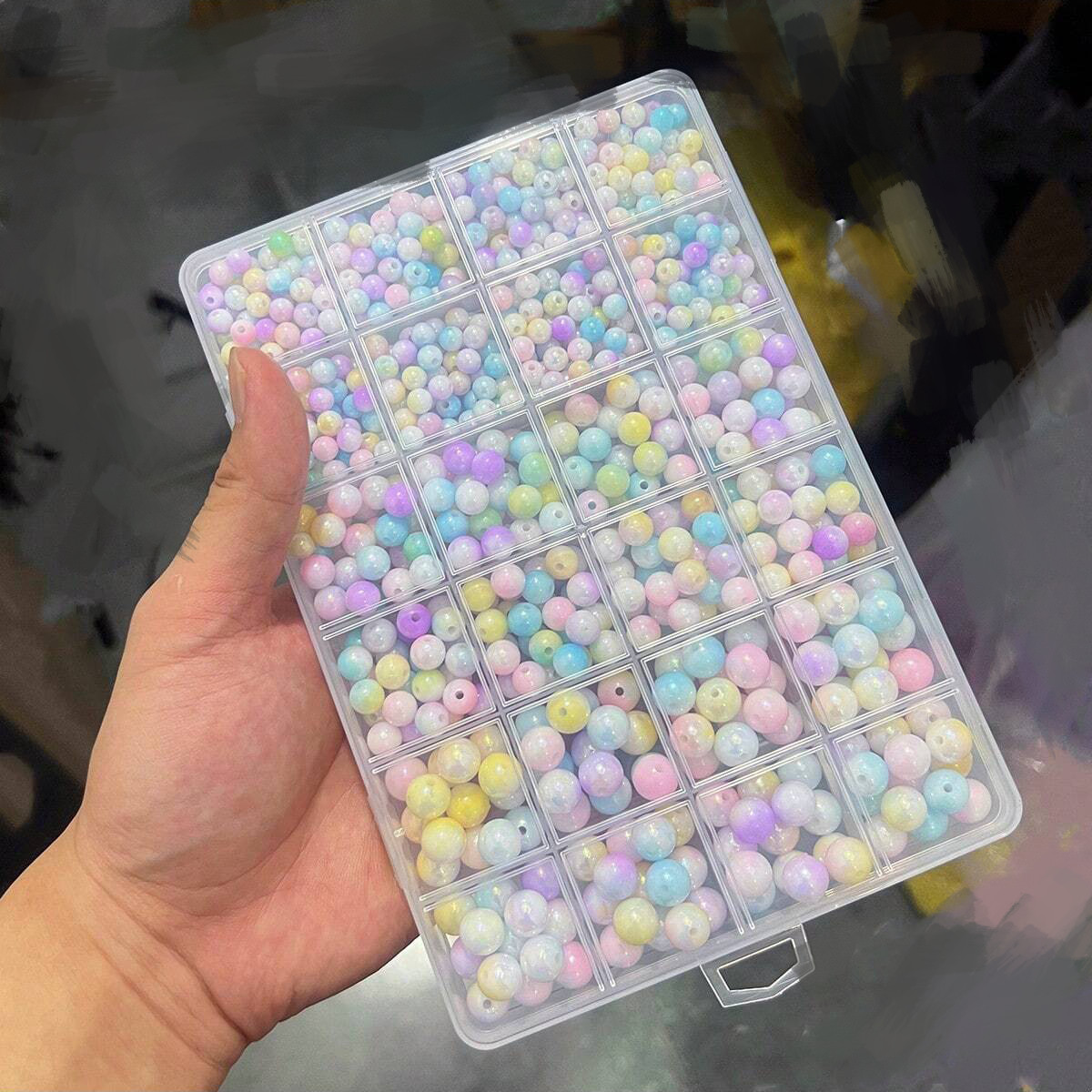 800pcs/24 grid set box 6mm/8mm - Jewelry Making Birthday Party avis et prix