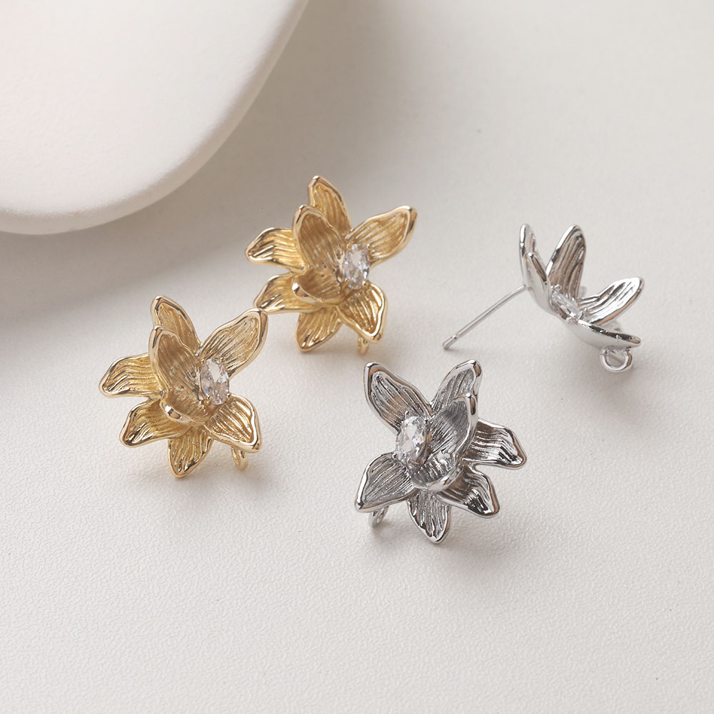 4PCS Dainty Flower Ear Studs E - Jewelry Making Head Pins avis et prix