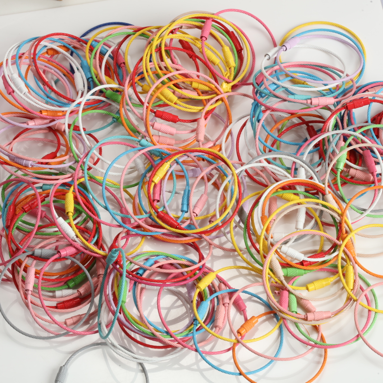 Multicolor Paint Coated Steel  - Jewelry Making Yarn avis et prix